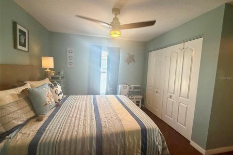 House in Edgewater, Florida 3 bedrooms, 130.81 sq.m. № 2198738 - photo 20