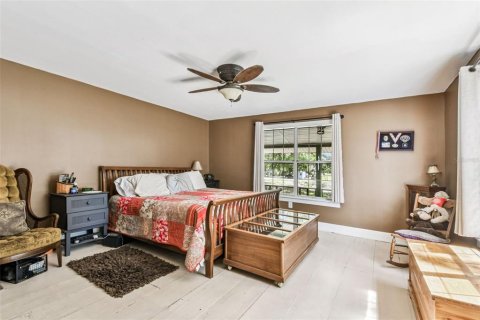 House in Wimauma, Florida 5 bedrooms, 410.44 sq.m. № 2130507 - photo 30