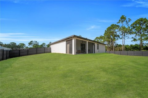 Casa en venta en Lehigh Acres, Florida, 3 dormitorios, 145.11 m2 № 2090268 - foto 30