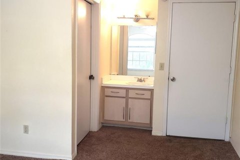 Снять в аренду кондоминиум в Орландо, Флорида 5 комнат, 99.59м2, № 1846814 - фото 25