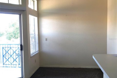 Снять в аренду кондоминиум в Орландо, Флорида 5 комнат, 99.59м2, № 1846814 - фото 14