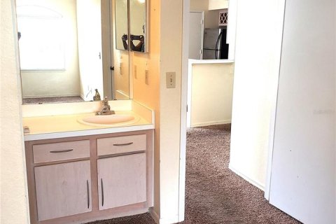 Снять в аренду кондоминиум в Орландо, Флорида 5 комнат, 99.59м2, № 1846814 - фото 16