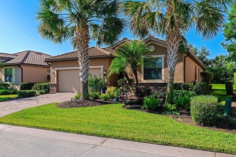 Villa ou maison à vendre à Bradenton, Floride: 4 chambres, 186.36 m2 № 1910596 - photo 2
