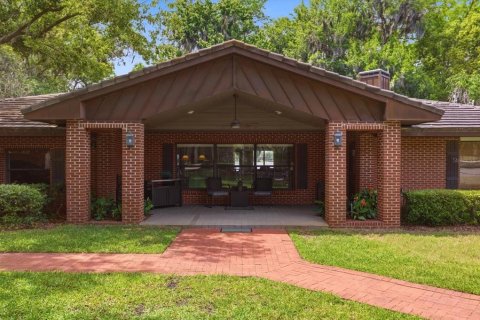 House in Winter Springs, Florida 3 bedrooms, 339.74 sq.m. № 2166251 - photo 7