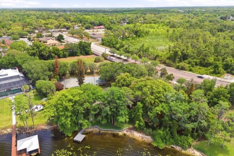House in Winter Springs, Florida 3 bedrooms, 339.74 sq.m. № 2166251 - photo 5