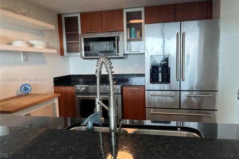 Copropriété à louer à Miami, Floride: 2 chambres, 106.28 m2 № 2042838 - photo 7