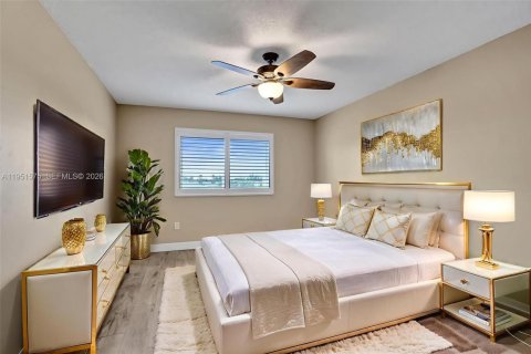 Condo in Tamarac, Florida, 2 bedrooms № 2153149 - photo 26