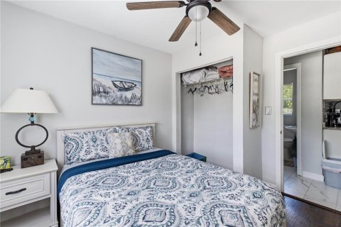Commercial property in Clearwater, Florida 2 bedrooms, 104.05 sq.m. № 2364047 - photo 9