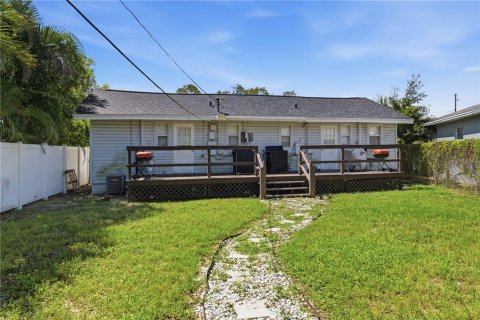 Commercial property in Clearwater, Florida 2 bedrooms, 104.05 sq.m. № 2364047 - photo 20