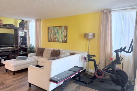 Copropriété à vendre à Miami, Floride: 2 chambres, 84.91 m2 № 2003698 - photo 18