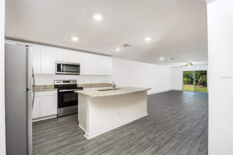 Villa ou maison à vendre à Lake Alfred, Floride: 3 chambres, 130.34 m2 № 1873888 - photo 3