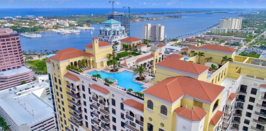 Condo à West Palm Beach, Floride, 2 chambres № 1216272