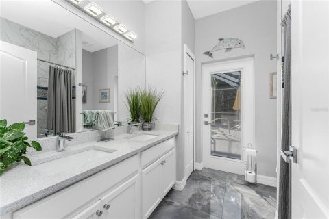 Villa ou maison à vendre à Port Charlotte, Floride: 4 chambres, 183.3 m2 № 2211984 - photo 18