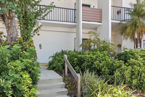 Condo in Venice, Florida, 1 bedroom  № 1810267 - photo 22