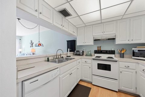 Condo in Venice, Florida, 1 bedroom  № 1810267 - photo 5