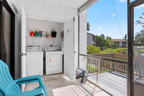 Condo in Venice, Florida, 1 bedroom  № 1810267 - photo 17