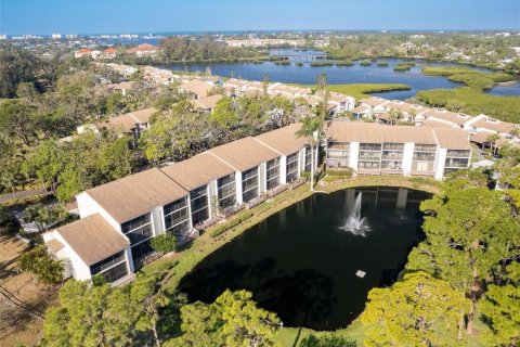 Condo in Venice, Florida, 1 bedroom  № 1810267 - photo 1