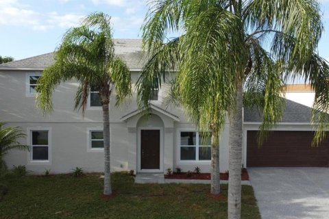 House in Kissimmee, Florida 4 bedrooms, 215.53 sq.m. № 1879391 - photo 5