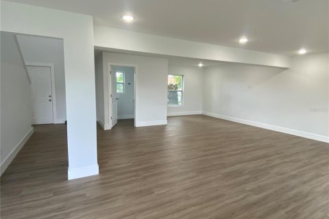 House in Kissimmee, Florida 4 bedrooms, 215.53 sq.m. № 1879391 - photo 22
