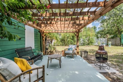 Casa en venta en Tampa, Florida, 2 dormitorios, 89.93 m2 № 1887096 - foto 28
