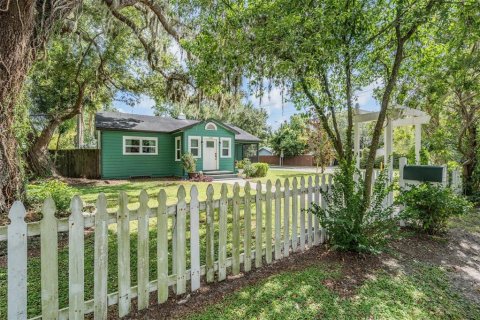 Casa en venta en Tampa, Florida, 2 dormitorios, 89.93 m2 № 1887096 - foto 3