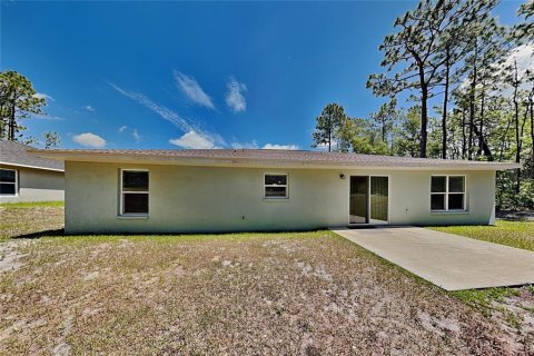 House in Citrus Springs, Florida 4 bedrooms, 151.99 sq.m. № 2197295 - photo 15
