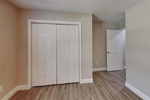 House in Citrus Springs, Florida 4 bedrooms, 151.99 sq.m. № 2197295 - photo 11