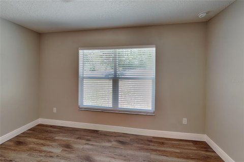 House in Citrus Springs, Florida 4 bedrooms, 151.99 sq.m. № 2197295 - photo 5