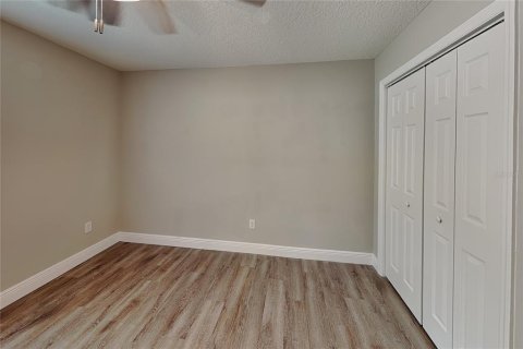 House in Citrus Springs, Florida 4 bedrooms, 151.99 sq.m. № 2197295 - photo 9