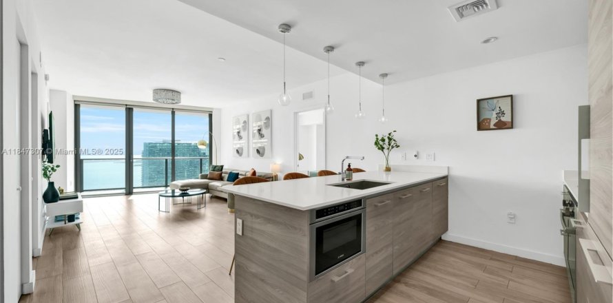 Condo à Miami, Floride, 2 chambres № 1845740