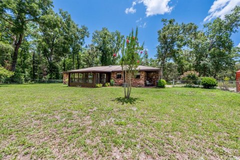 House in Chiefland, Florida 3 bedrooms, 150.22 sq.m. № 1819561 - photo 11
