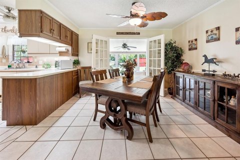 House in Chiefland, Florida 3 bedrooms, 150.22 sq.m. № 1819561 - photo 30