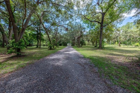 House in Chiefland, Florida 3 bedrooms, 150.22 sq.m. № 1819561 - photo 9