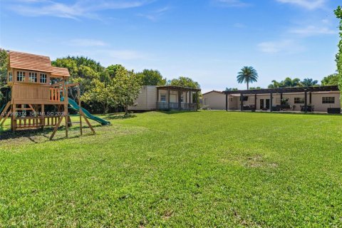 Купить виллу или дом в Дейви, Флорида 3 спальни, 218.88м2, № 2057686 - фото 20