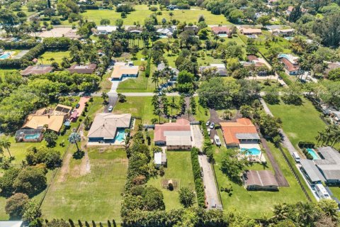 Купить виллу или дом в Дейви, Флорида 3 спальни, 218.88м2, № 2057686 - фото 4