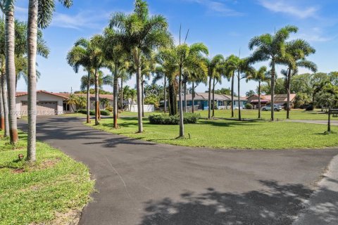 Купить виллу или дом в Дейви, Флорида 3 спальни, 218.88м2, № 2057686 - фото 8