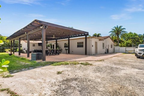 Купить виллу или дом в Дейви, Флорида 3 спальни, 218.88м2, № 2057686 - фото 19