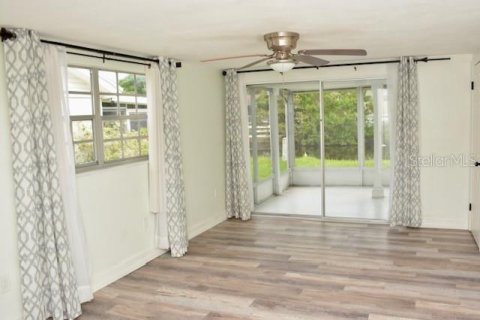 Casa en venta en Holiday, Florida, 3 dormitorios, 141.12 m2 № 2229723 - foto 15