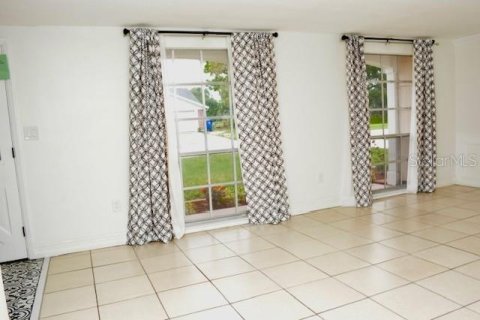 Casa en venta en Holiday, Florida, 3 dormitorios, 141.12 m2 № 2229723 - foto 13