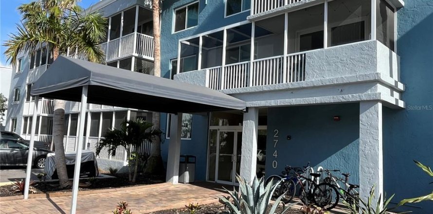 Condominio en Sarasota, Florida, 1 dormitorio № 1895078