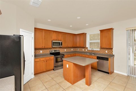 House in Orlando, Florida 3 bedrooms, 266.63 sq.m. № 1688509 - photo 14