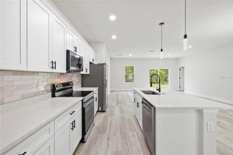 Villa ou maison à vendre à Citrus Springs, Floride: 4 chambres, 163.97 m2 № 2210152 - photo 8