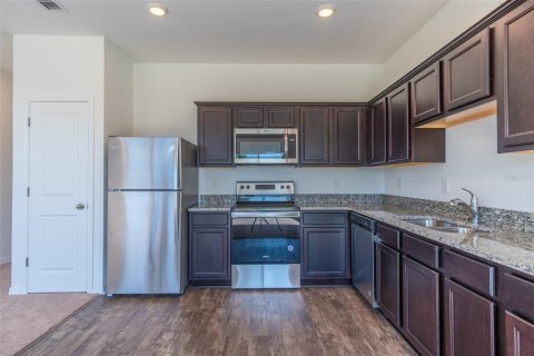 Adosado en venta en Davenport, Florida, 3 dormitorios, 130.43 m2 № 2151063 - foto 5