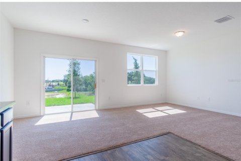 Adosado en venta en Davenport, Florida, 3 dormitorios, 130.43 m2 № 2151063 - foto 4