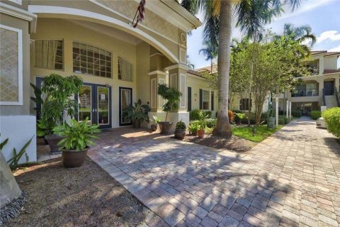 Condo in Coral Springs, Florida, 3 bedrooms  № 2342913 - photo 23