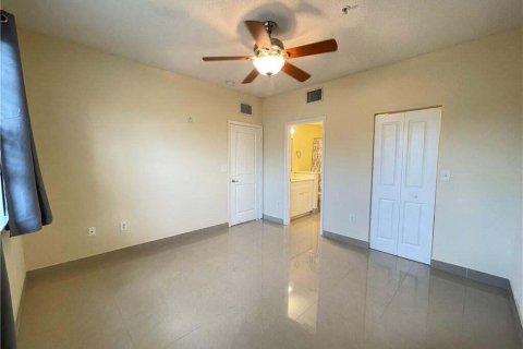 Condo in Coral Springs, Florida, 3 bedrooms  № 2342913 - photo 15