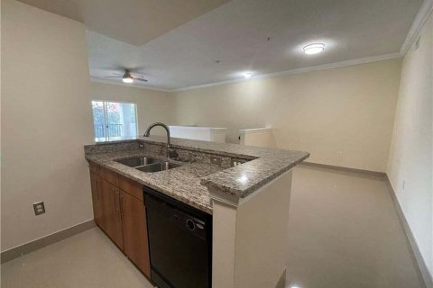 Condo in Coral Springs, Florida, 3 bedrooms  № 2342913 - photo 9
