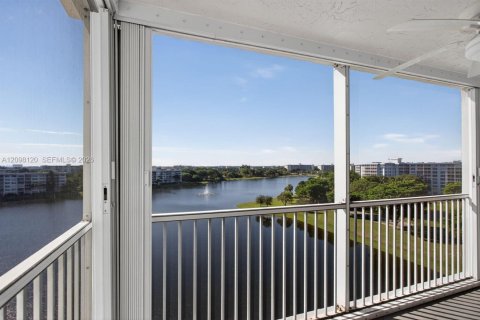 Copropriété à louer à Pompano Beach, Floride: 2 chambres, 112.97 m2 № 2397631 - photo 15