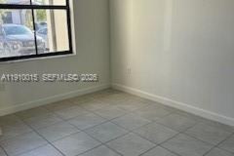 Adosado en alquiler en Homestead, Florida, 3 dormitorios, 137.77 m2 № 2054992 - foto 10