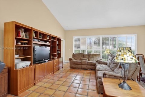 Adosado en venta en Pompano Beach, Florida, 4 dormitorios, 211.63 m2 № 1949652 - foto 25